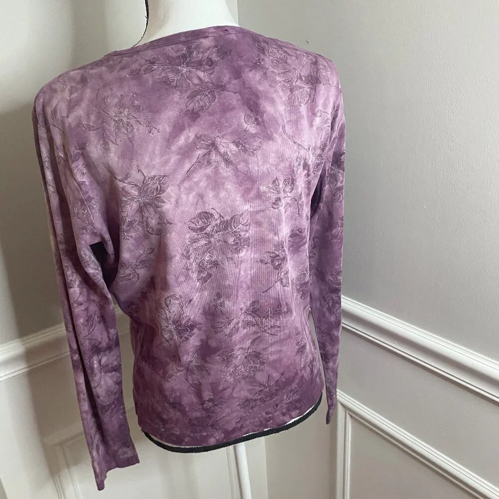Kim & Cami Graphic Tee size Medium Floral Y2K